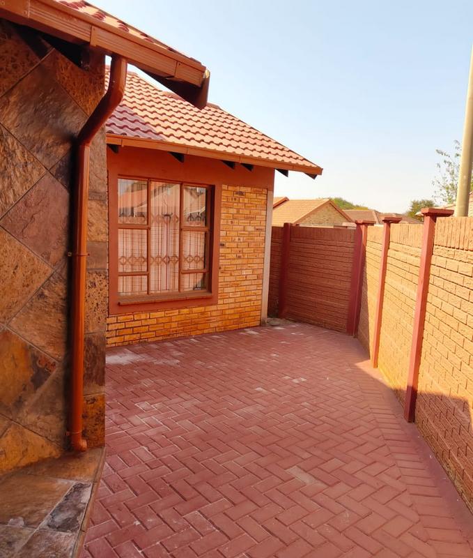 3 Bedroom Property for Sale in Geelhoutpark North West